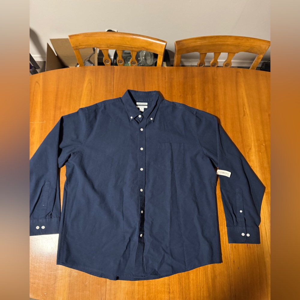 Men’s Amazon Essentials Dark Blue Shirt with Cream Buttons NWT XXL